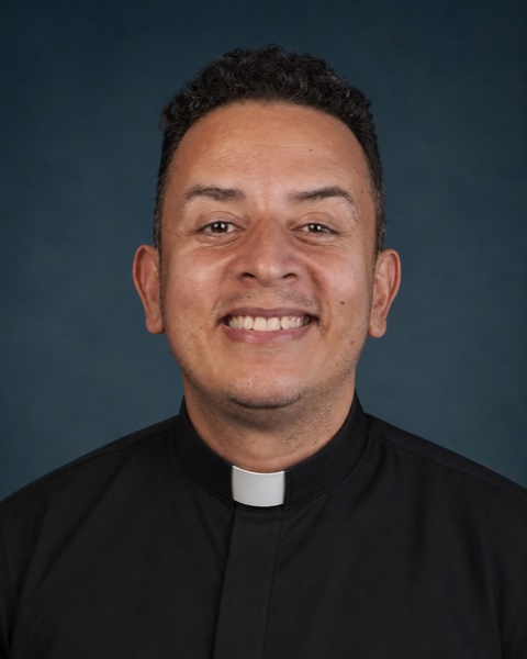 Diácono João Victor Mariano